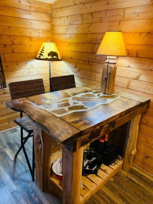 Fancy Fireflies Cabin Hayward Exterior photo